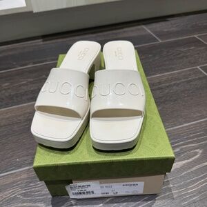 Gucci Rubber Slides WOMEN